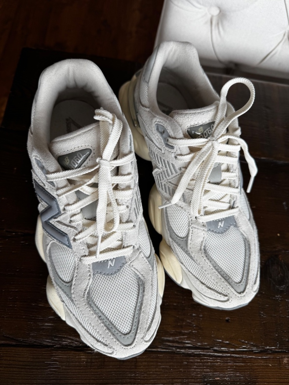 New Balance 9060 - Picture 4 of 4